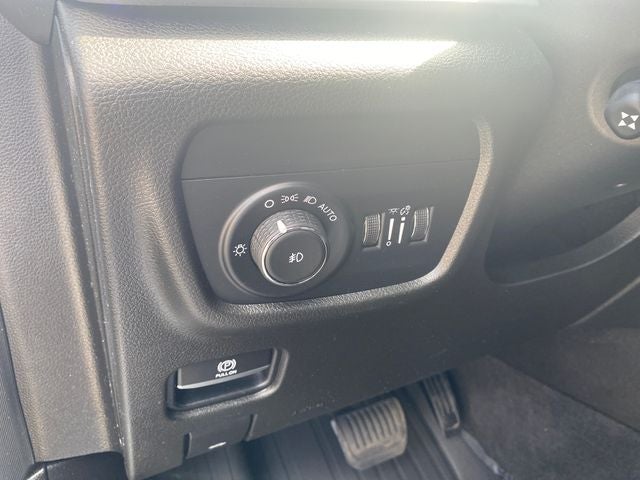 2021 Jeep Grand Cherokee L Overland *Under Deposit*