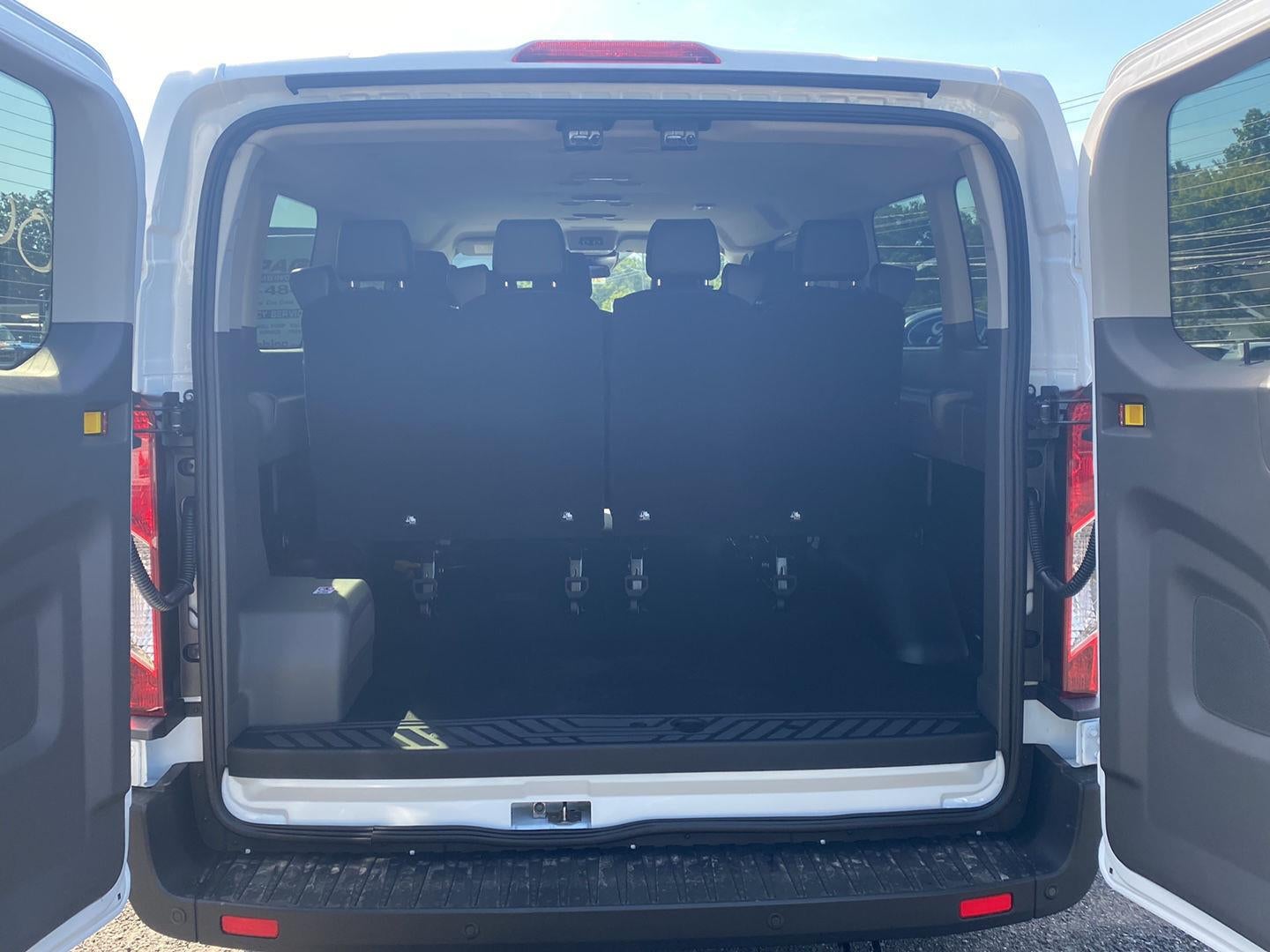 2026 Ford Transit Passenger Wagon XL