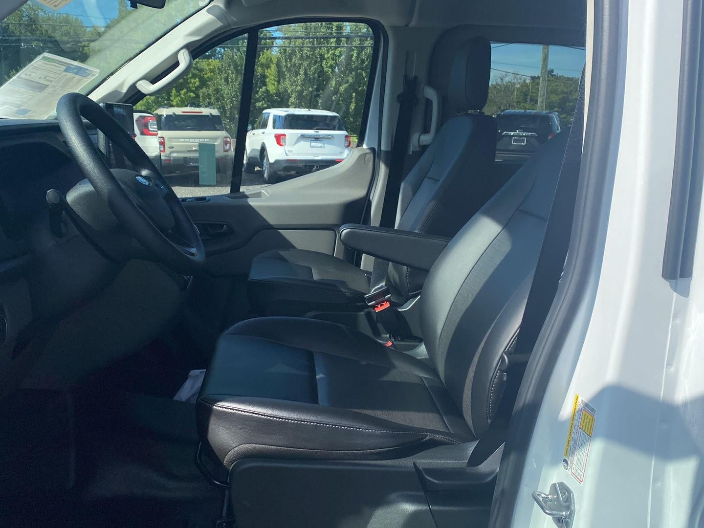 2026 Ford Transit Passenger Wagon XL