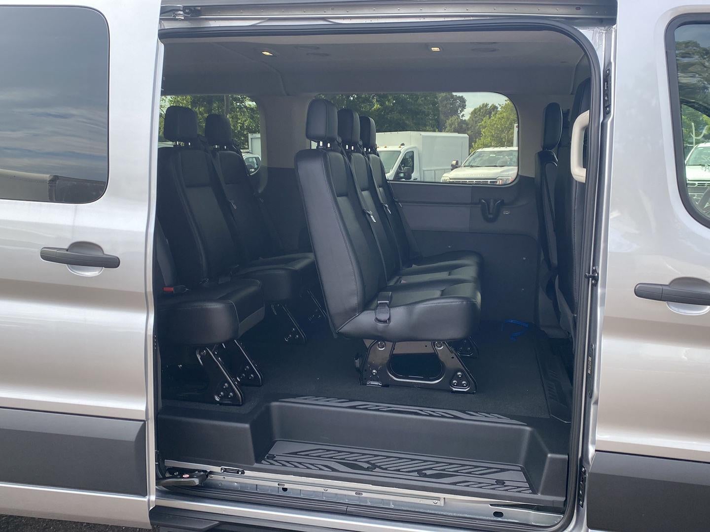 2027 Ford Transit Passenger Wagon XL