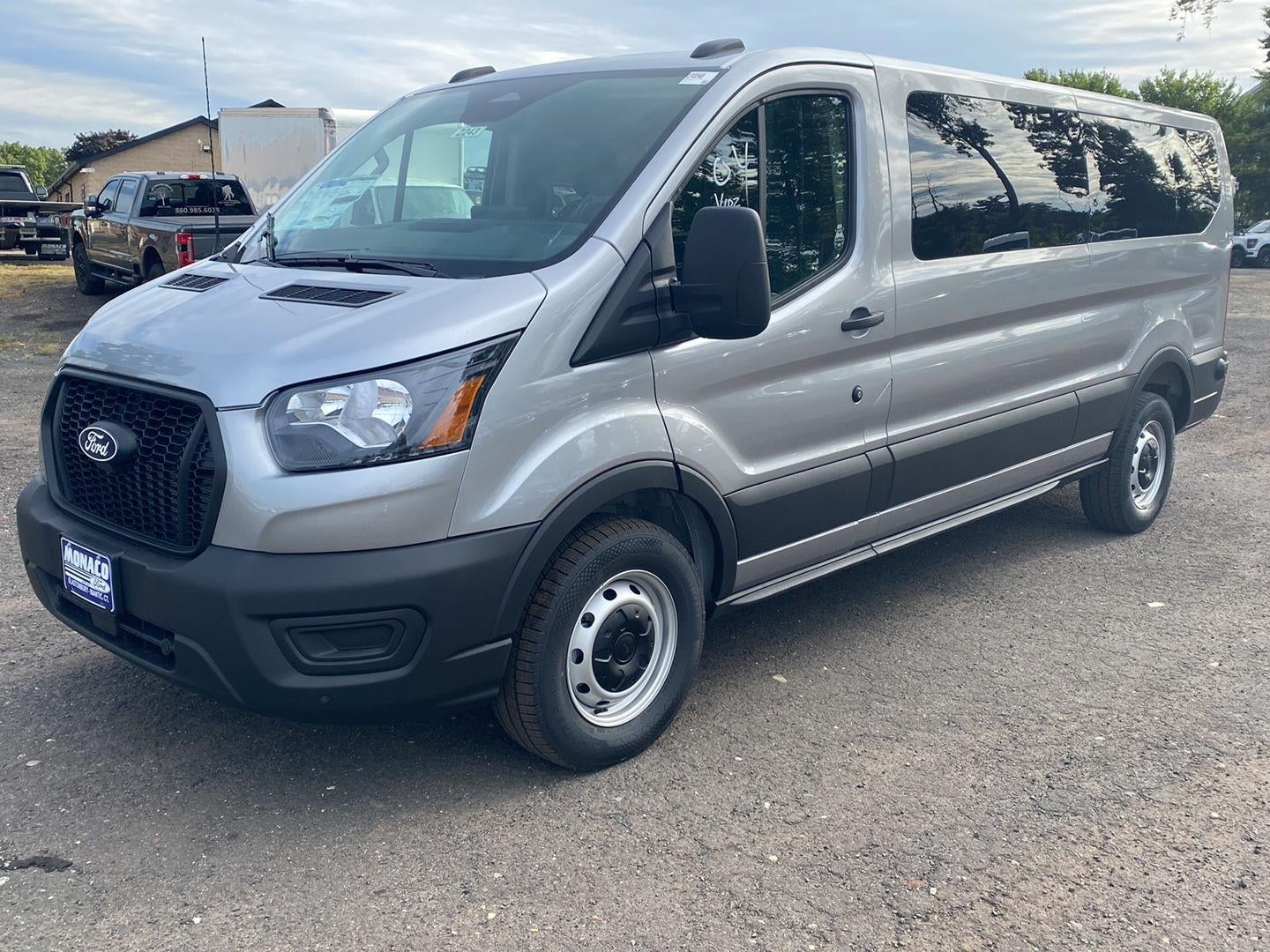 2027 Ford Transit Passenger Wagon XL