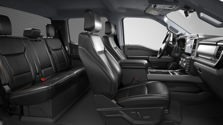 2026 Ford F450 F-450® LARIAT®