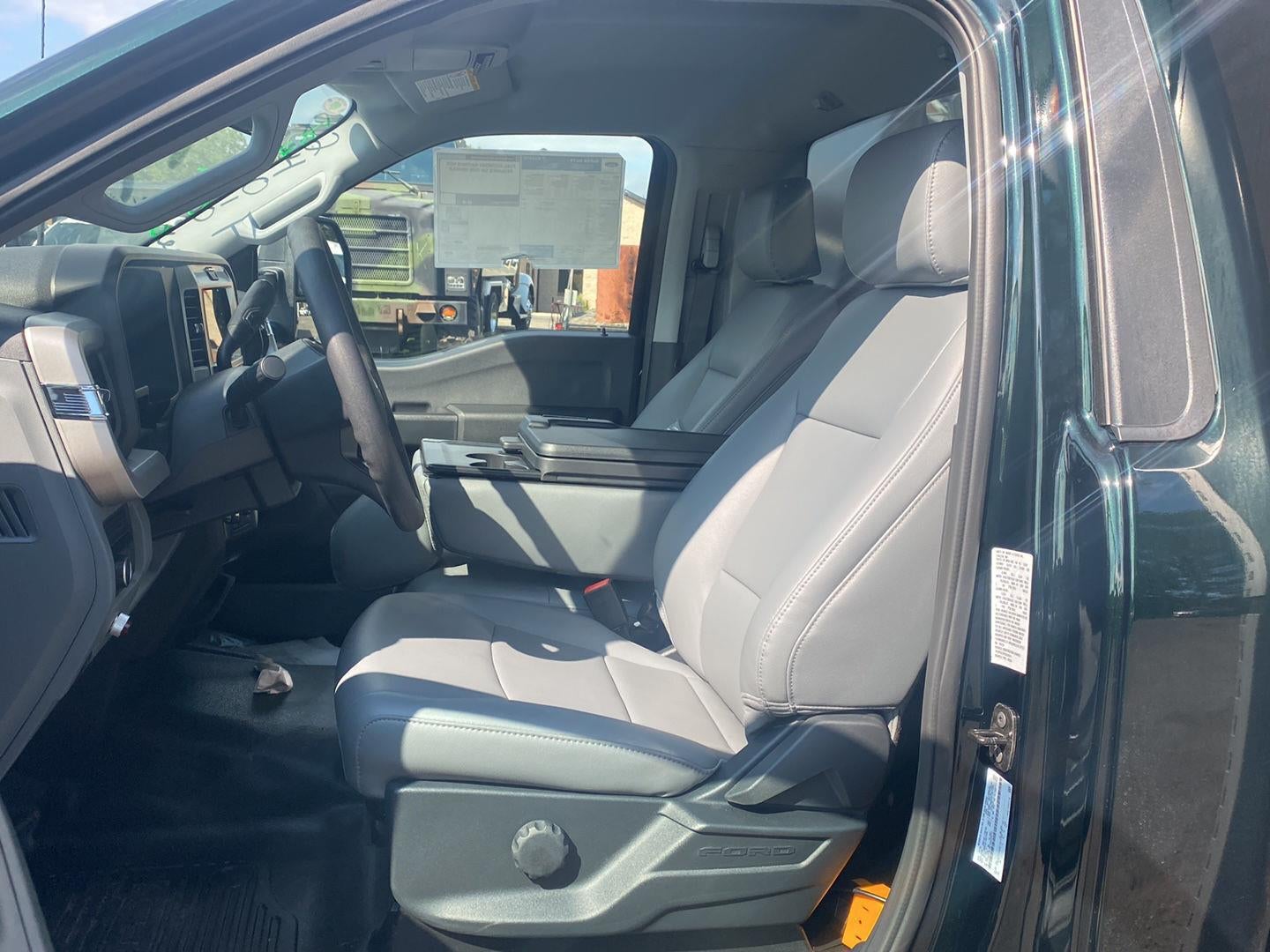 2026 Ford F-600 XL *Under Deposit*