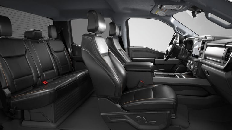 2026 Ford F-550 LARIAT *Under Deposit*