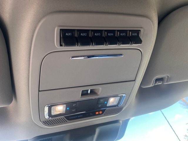 2026 Ford F-550SD Lariat DRW