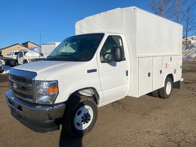 2026 Ford E-350SD Base Cutaway *Under Deposit*