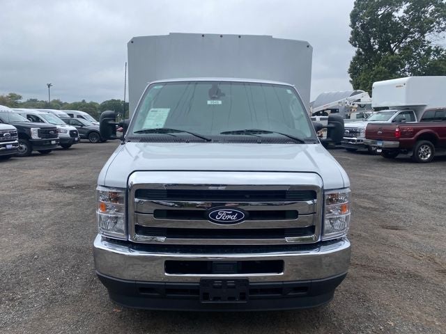 2026 Ford E-350SD Base Cutaway