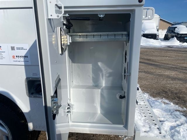 2026 Ford E-350SD Base Cutaway *Under Deposit*