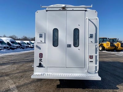 2026 Ford E-350SD Base Cutaway