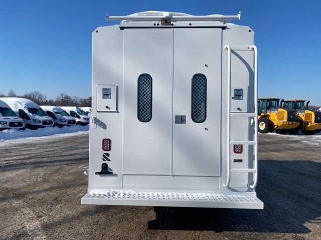 2026 Ford E-350SD Base Cutaway