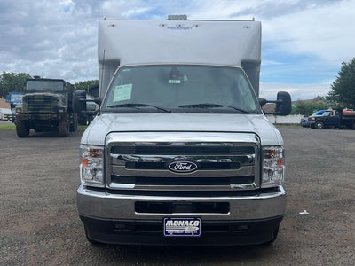 2027 Ford E-Series Cutaway E-450 DRW