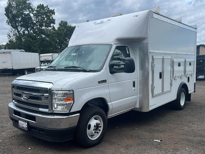 2027 Ford E-Series Cutaway E-450 DRW