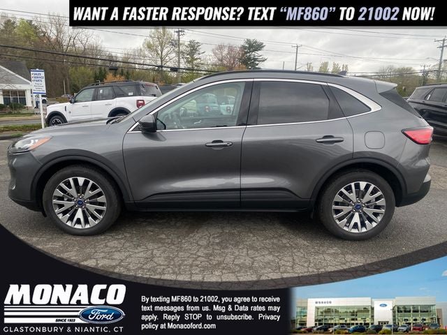2022 Ford Escape Titanium