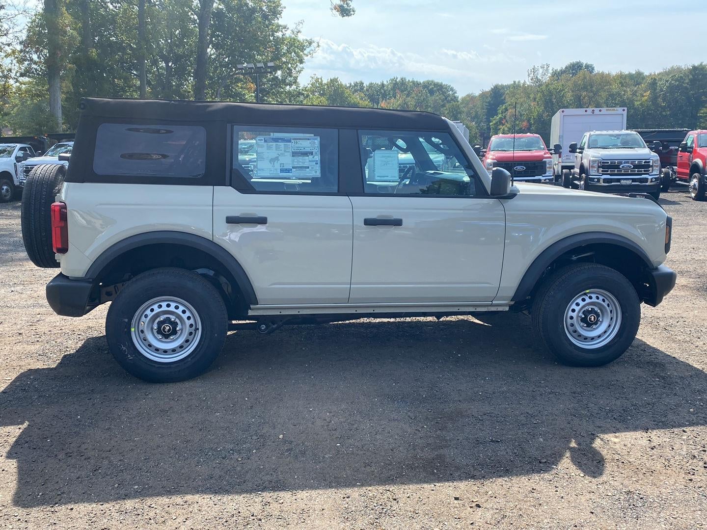 2026 Ford Bronco Base