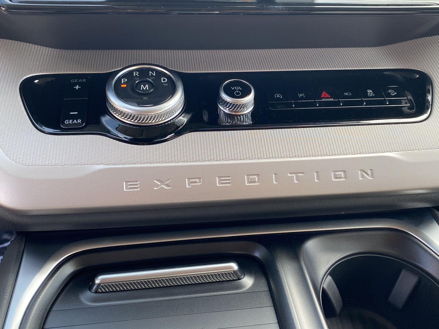 2027 Ford Expedition Active