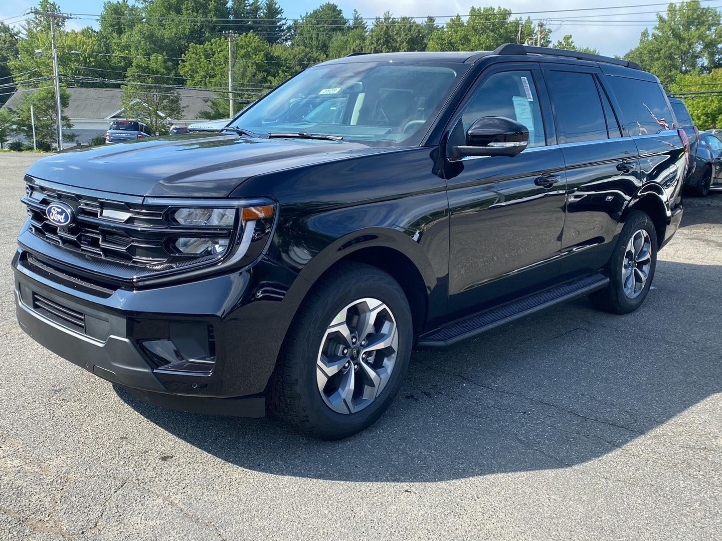 2027 Ford Expedition Active