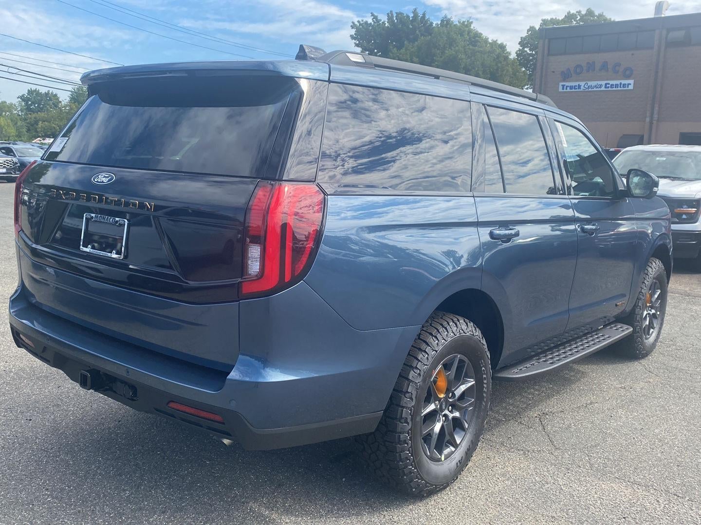 2027 Ford Expedition Tremor