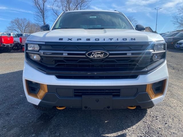 2026 Ford Expedition Tremor *Under Deposit*