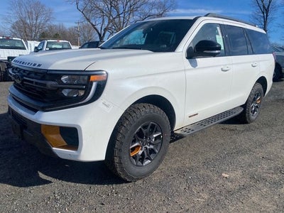 2026 Ford Expedition Tremor *Under Deposit*