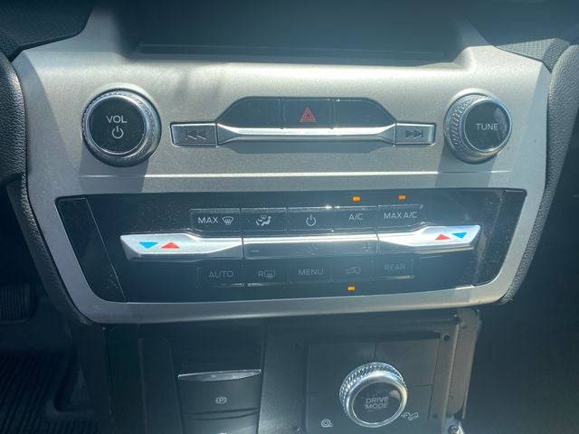 2022 Ford Explorer Base