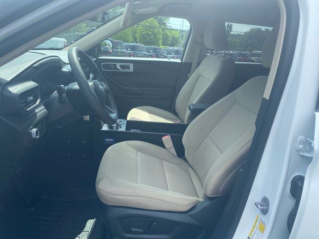 2022 Ford Explorer Base