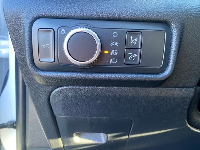 2020 Ford Explorer Base