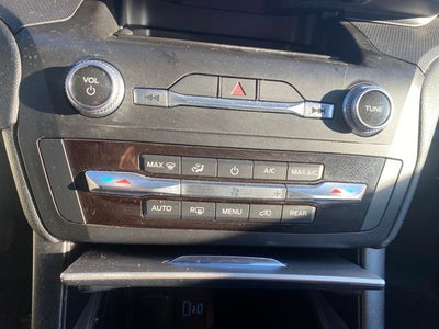 2020 Ford Explorer Base