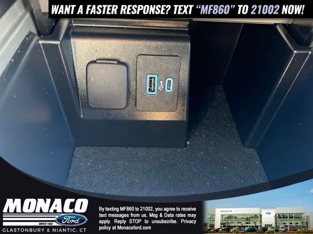 2023 Ford Explorer XLT *Under Deposit*