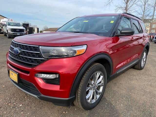 2023 Ford Explorer XLT *Under Deposit*