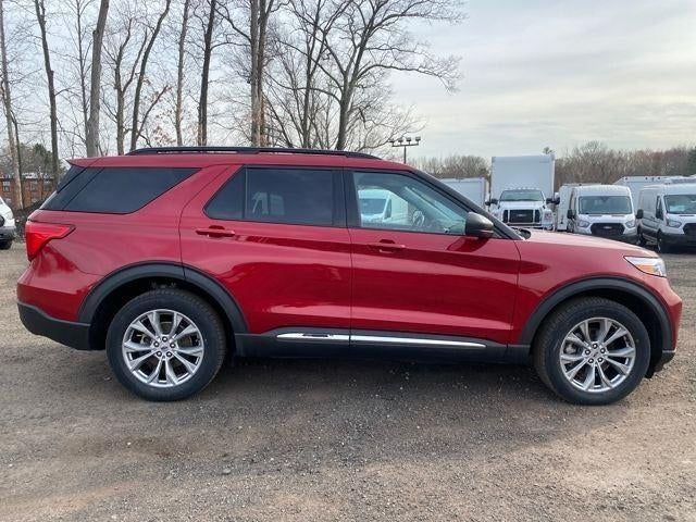 2023 Ford Explorer XLT *Under Deposit*
