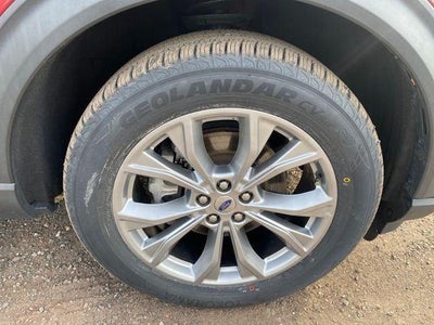 2023 Ford Explorer XLT *Under Deposit*