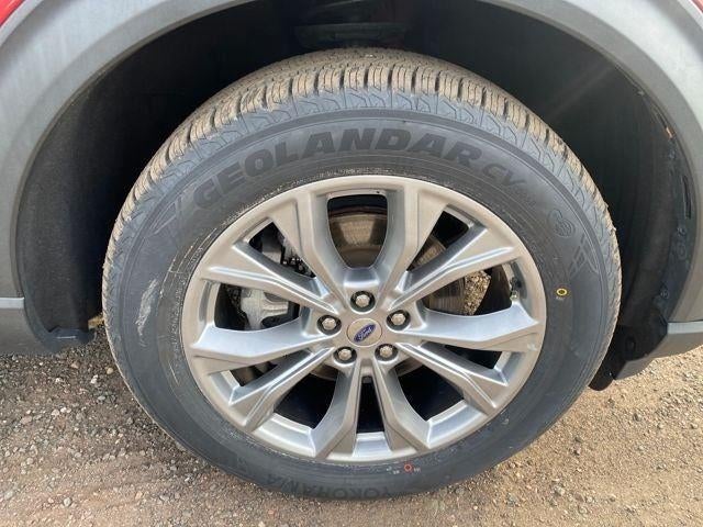 2023 Ford Explorer XLT *Under Deposit*