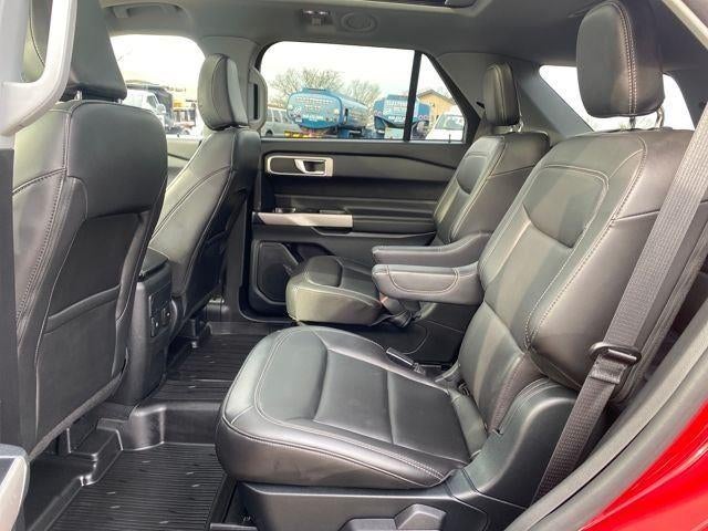 2023 Ford Explorer XLT *Under Deposit*