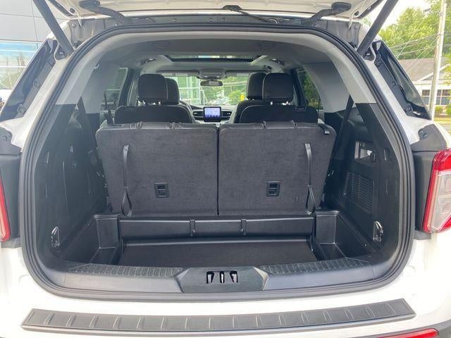2023 Ford Explorer XLT *Under Deposit*