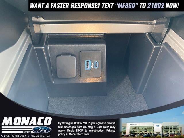2023 Ford Explorer XLT *Under Deposit*