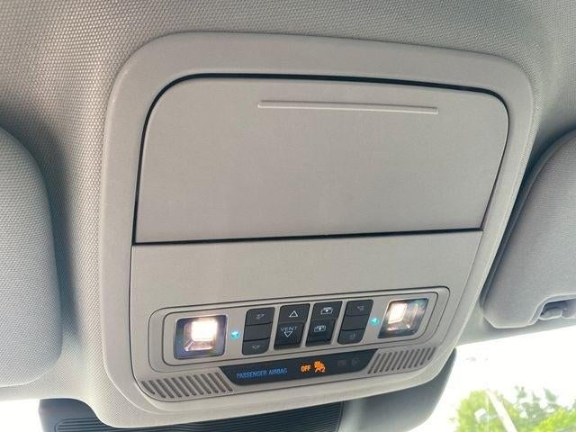 2023 Ford Explorer XLT *Under Deposit*