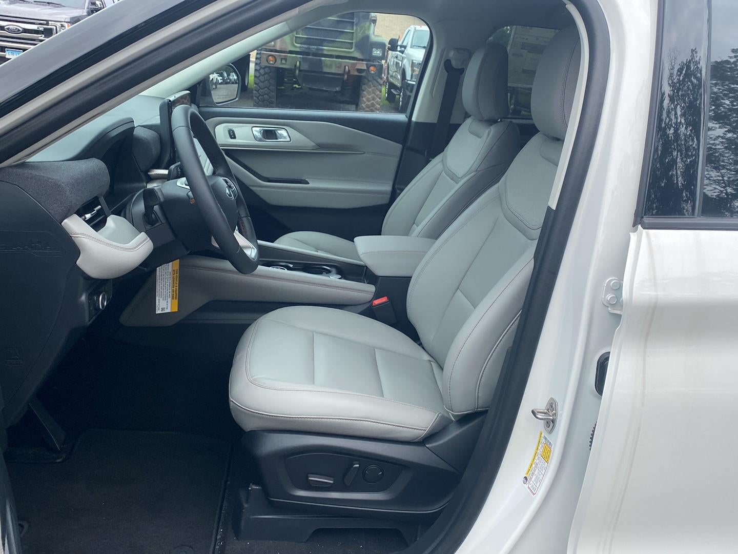 2026 Ford Explorer Active *Under Deposit*