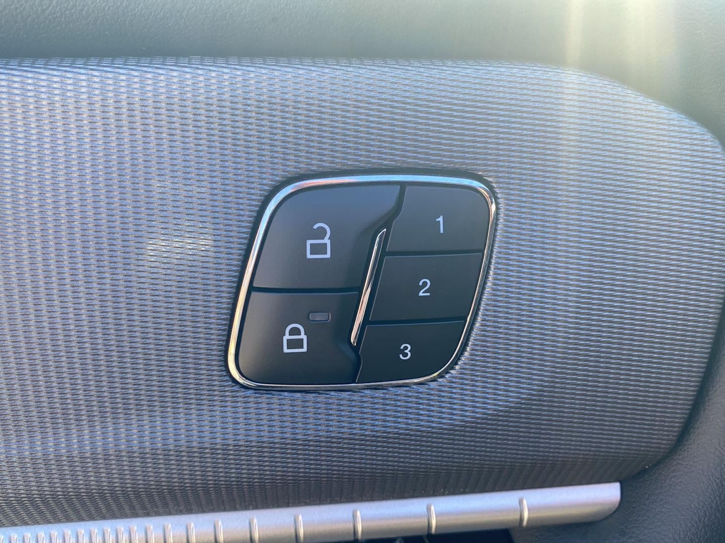 2025 Ford Explorer ST *Under Deposit*