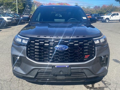 2025 Ford Explorer ST *Under Deposit*