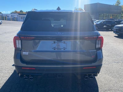 2025 Ford Explorer ST *Under Deposit*