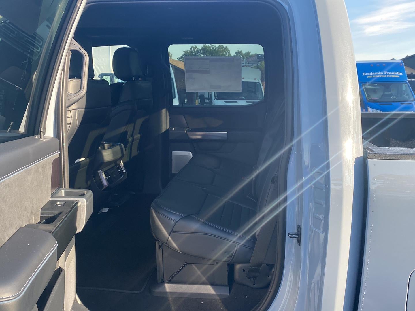 2027 Ford F-350 Platinum