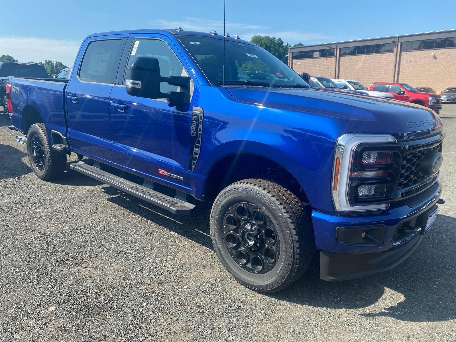 2026 Ford Super Duty F-350 Lariat