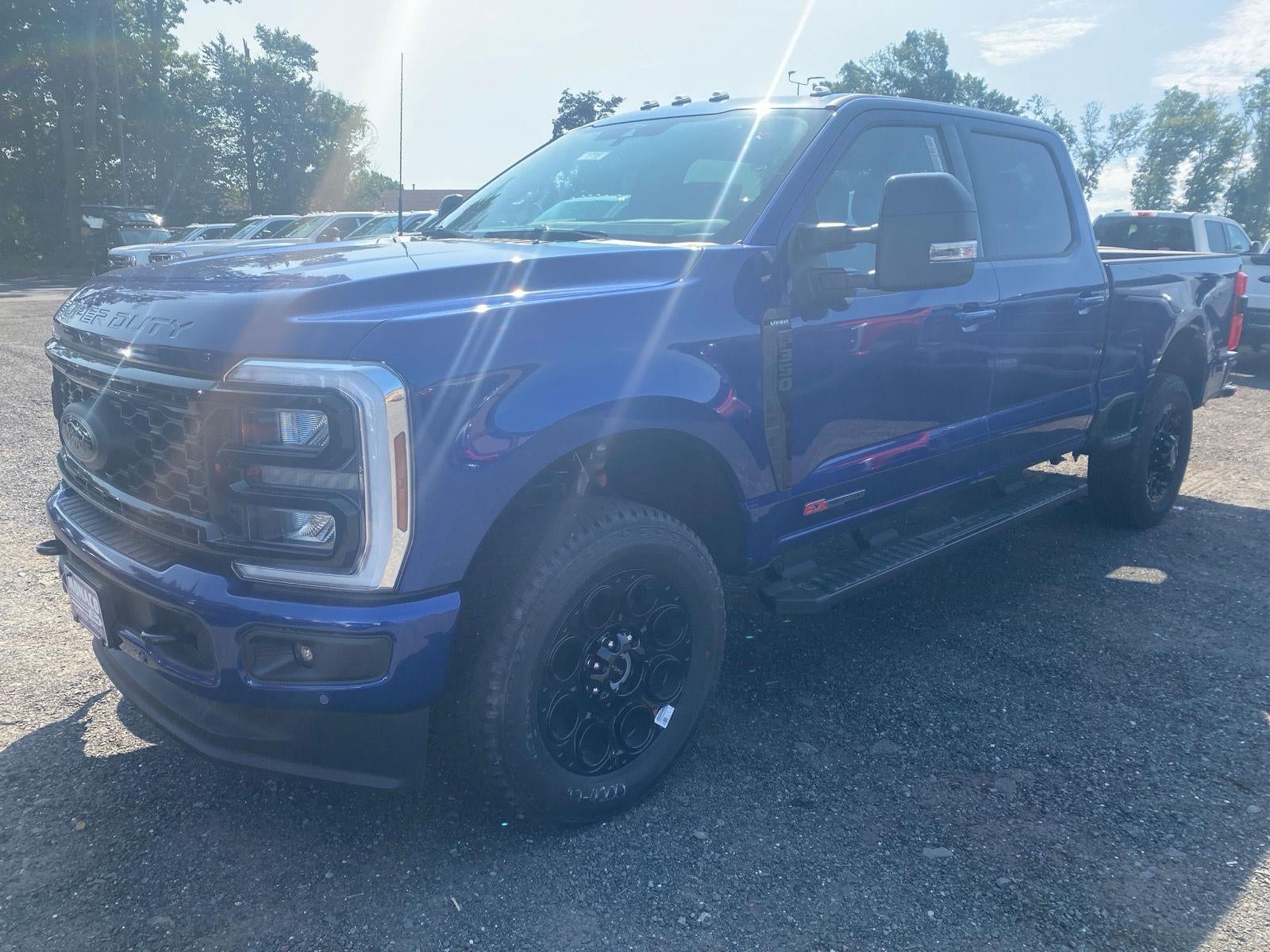 2026 Ford Super Duty F-350 Lariat