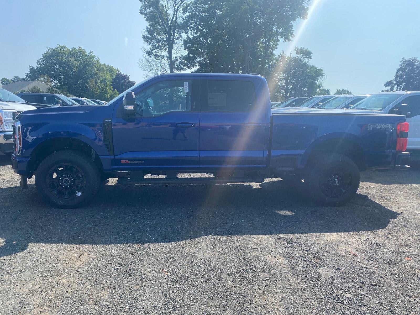 2026 Ford Super Duty F-350 Lariat
