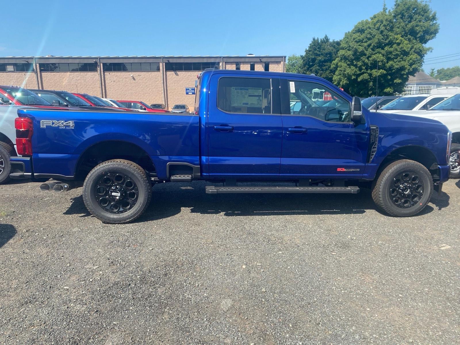 2026 Ford Super Duty F-350 Lariat