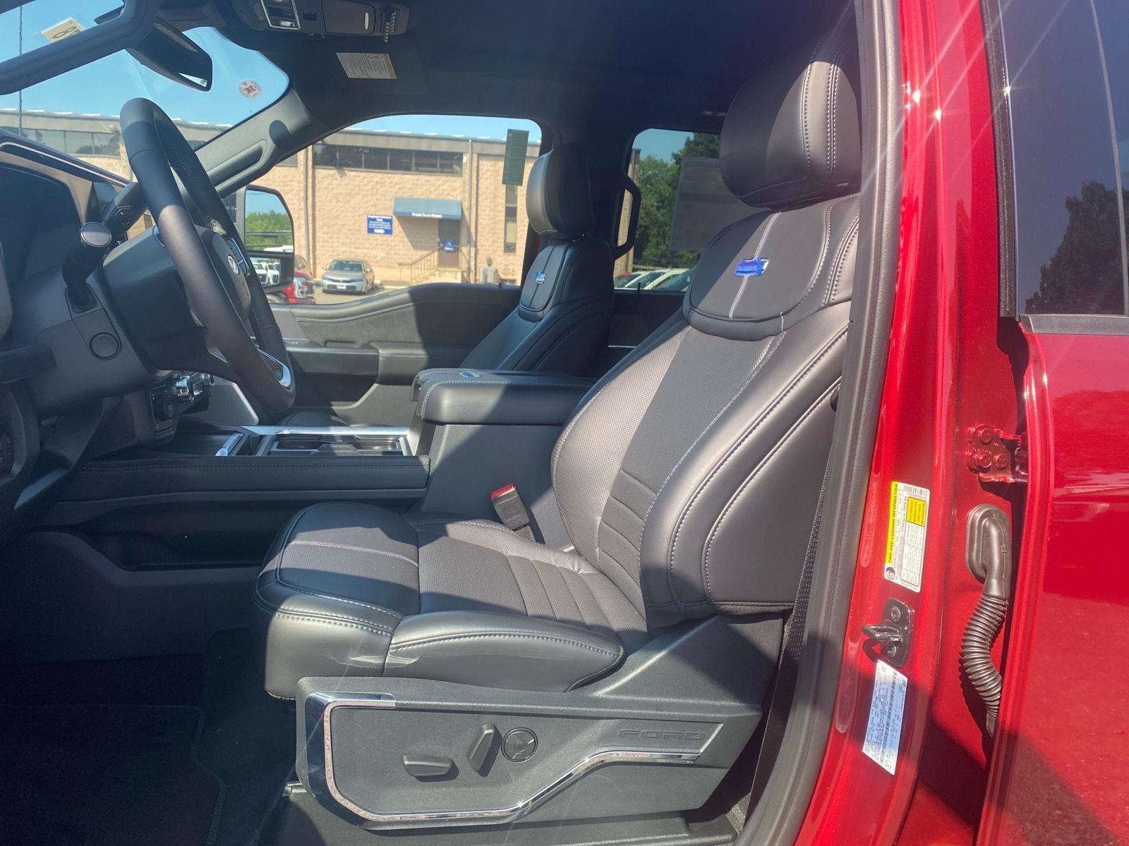 2026 Ford Super Duty F-350 Platinum
