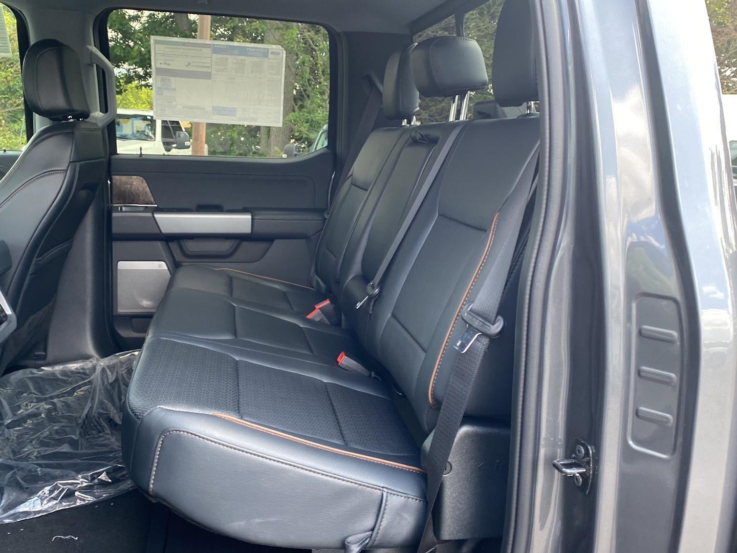 2026 Ford F-350 LARIAT *Under Deposit*