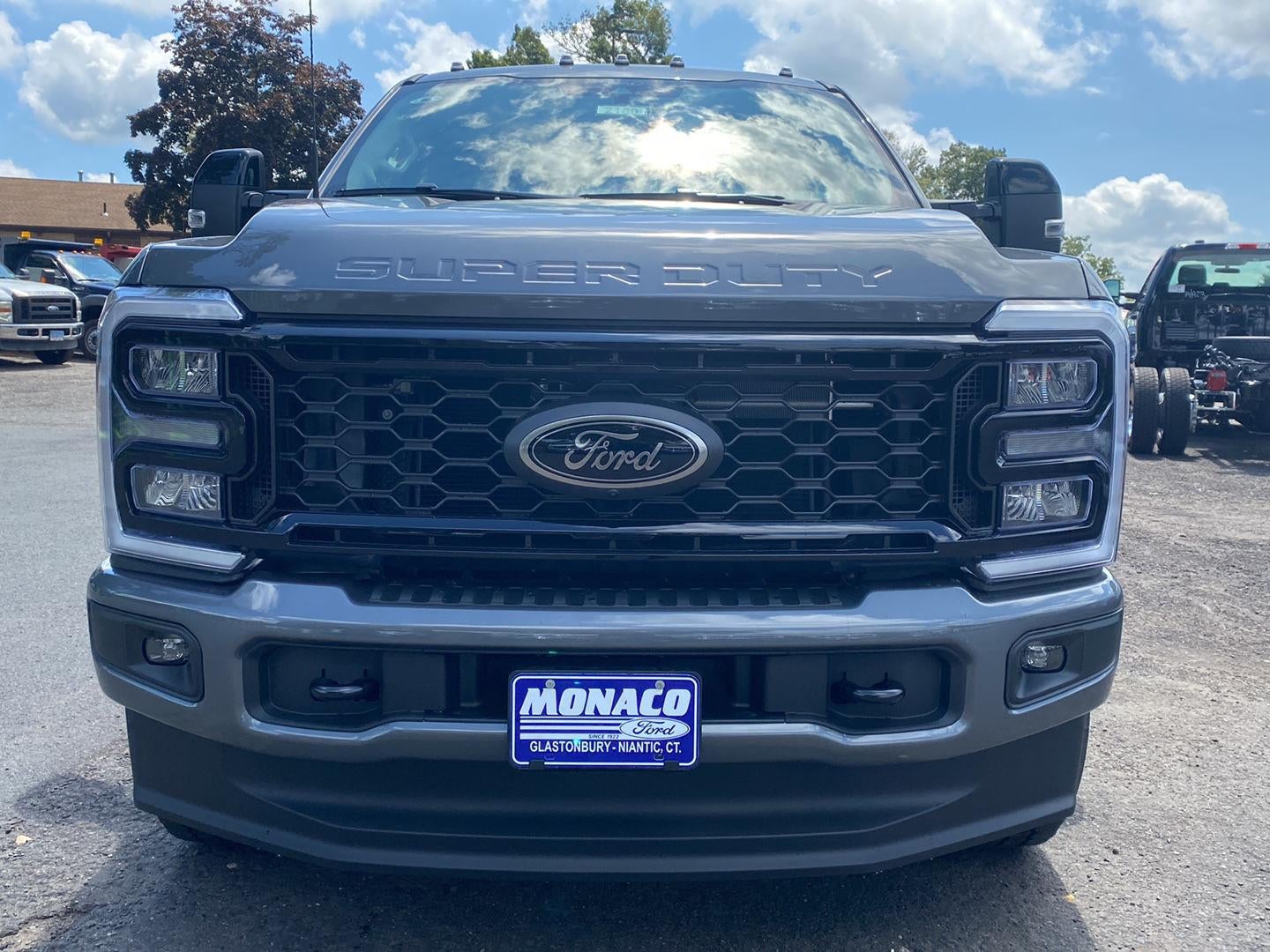 2026 Ford F-350 LARIAT *Under Deposit*