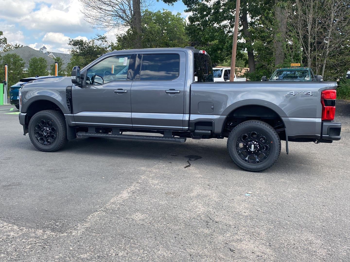 2026 Ford F-350 LARIAT *Under Deposit*
