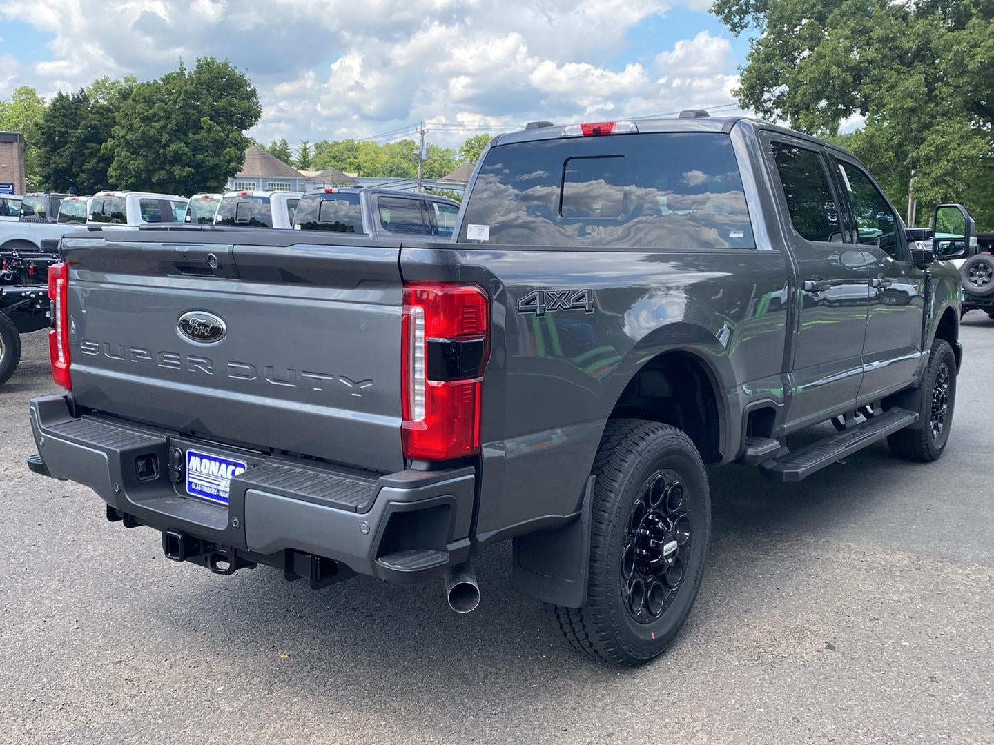 2026 Ford F-350 LARIAT *Under Deposit*